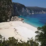 Private In Kefalonia Island Angón